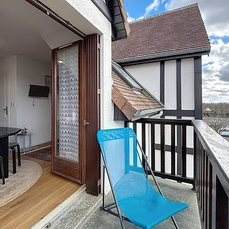 2 Pieces, 5 Pers., Parking, Proche - Fr-1-465-124 Varaville