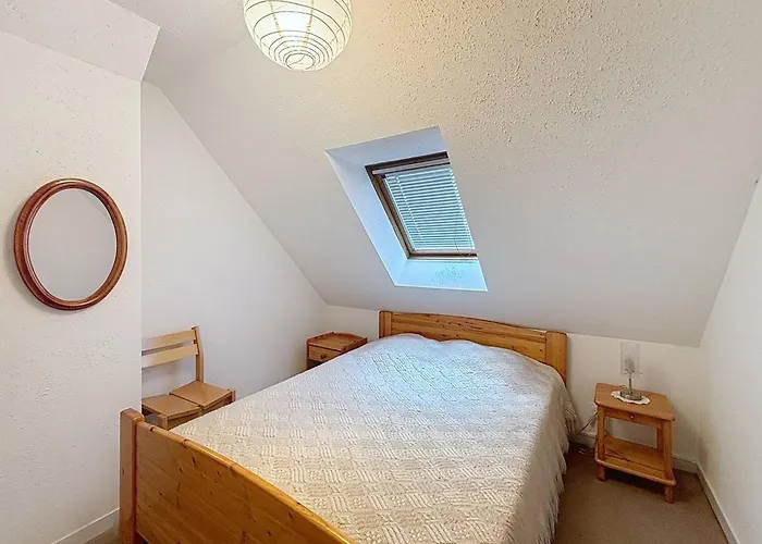 2 Pieces, 5 Pers., Parking, Proche - Fr-1-465-124 Varaville