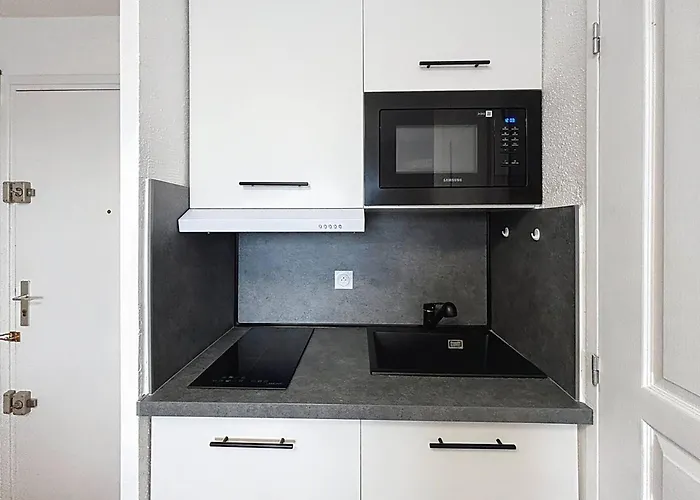 2 Pieces, 5 Pers., Parking, Proche - Fr-1-465-124 *